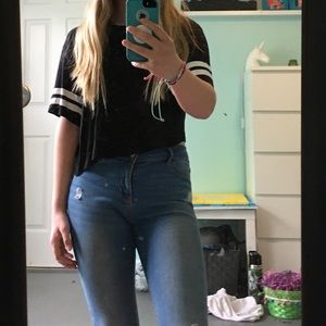 Black cropped tee w/ white stripes